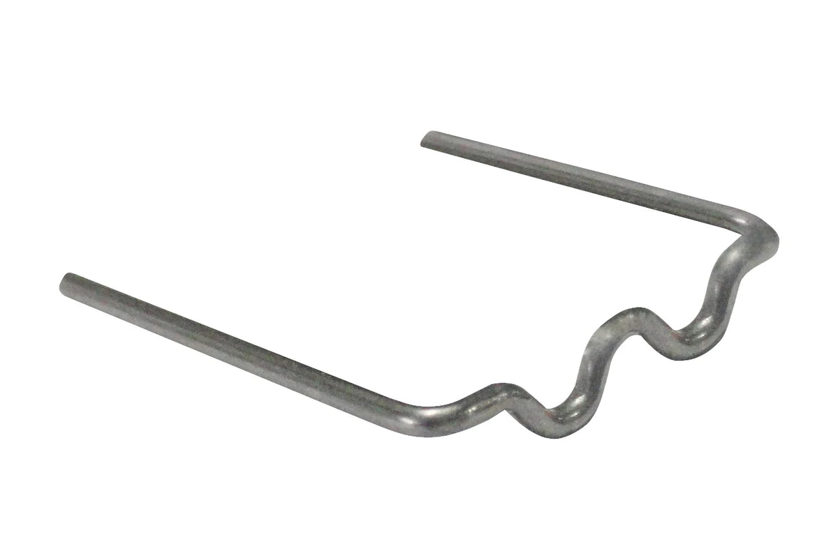 Astro Pneumatic 7600M 50-Piece "M" Style Staple for Use with #7600 For Repairing Outside Corners